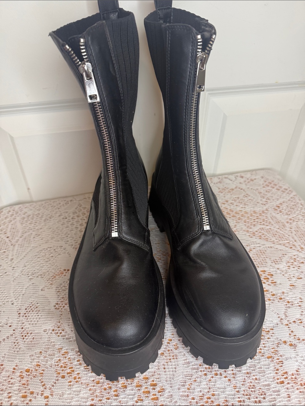 Azalea Wang Kennedy knit top faux leather zip up Platform Boots sz 7.5 - Picture 4 of 8